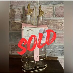NWT- Cook With Colors Rose Gold Oil and Vinegar Dispenser Set with Gold Accents